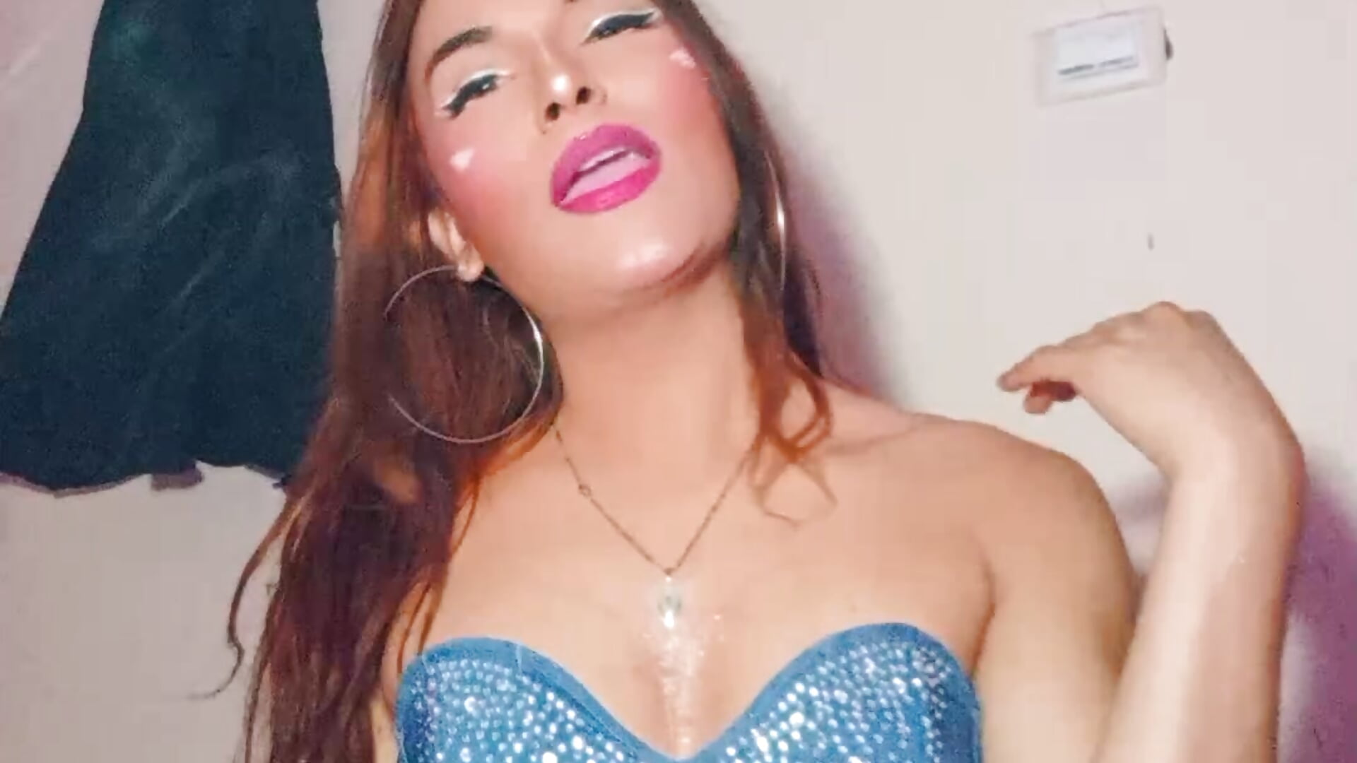 Miss valeria - video van valeria_limite cam-model