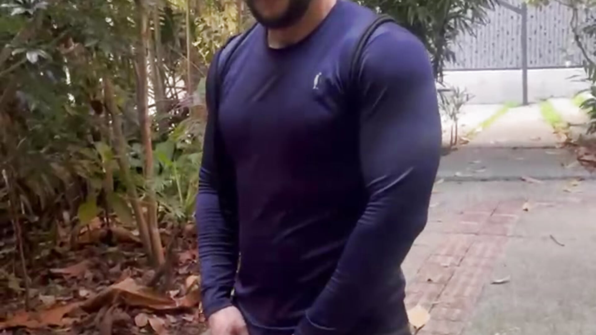 I am Isaac - video by isaac_franko cam model