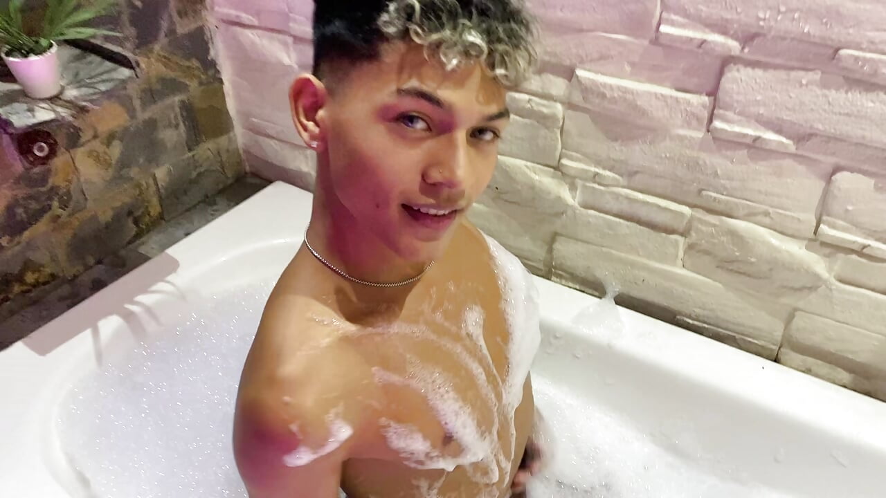 SHOWER SEXY🔥 - vídeo de la modelo de cam Sammy_Millers