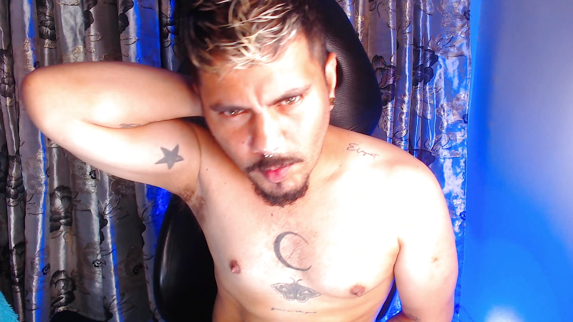 MEET ME.... - video by GSUS_PATRICK cam model