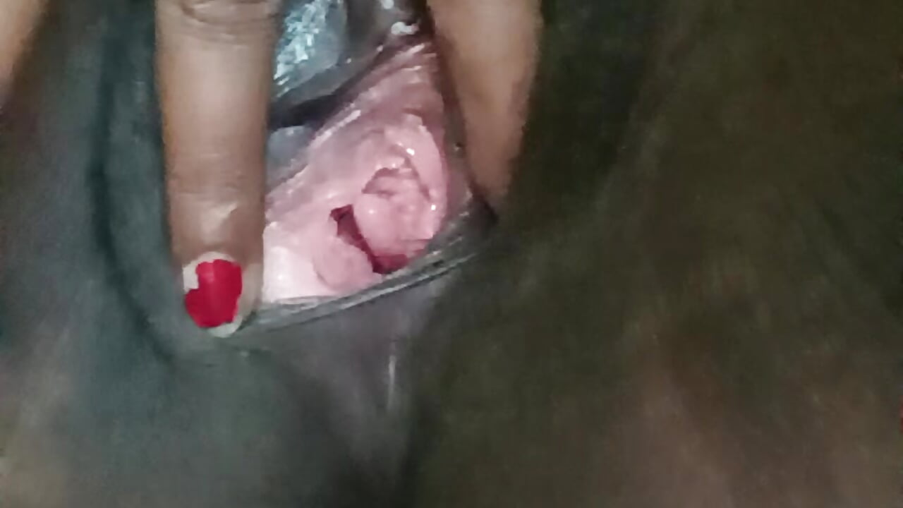 Pussy fingering - video by Tamilselviroja- cam model