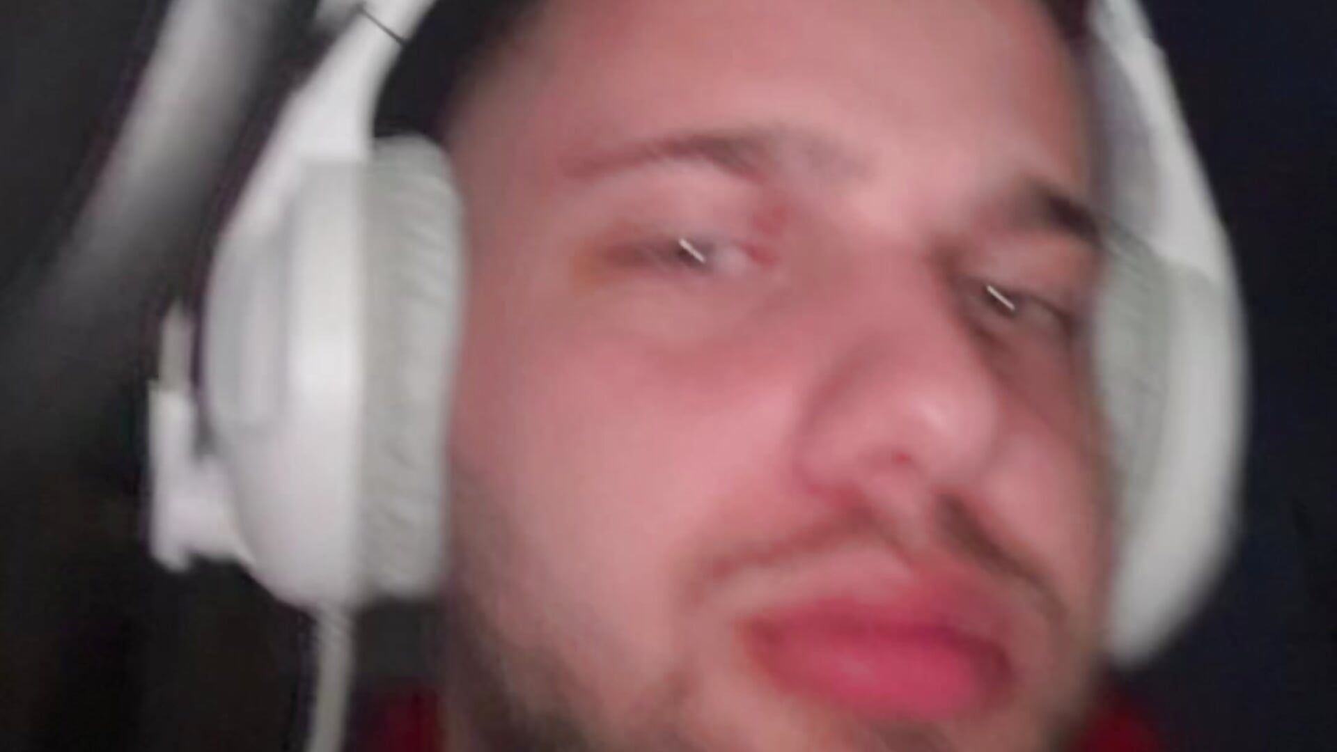 Come play games with me 😉 - KingAdonisss主播的视频