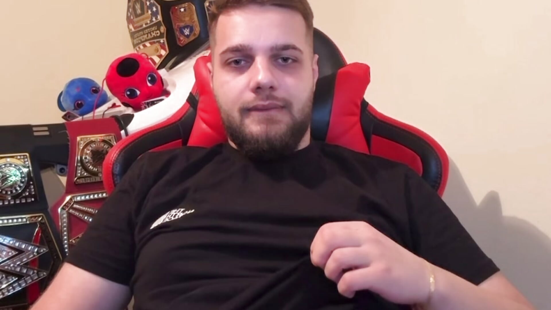 WHO LIKES MY ABS? 😈 - KingAdonisss主播的视频