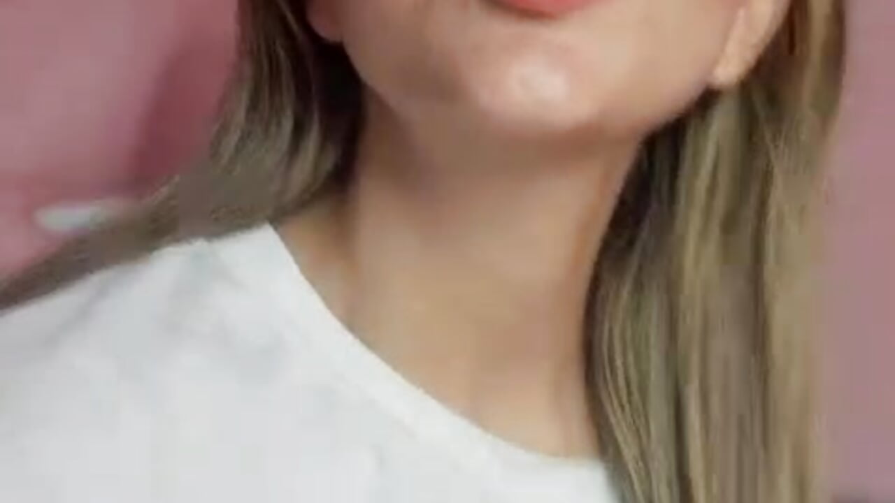 ❤️ - video by Your_Barbie_ cam model