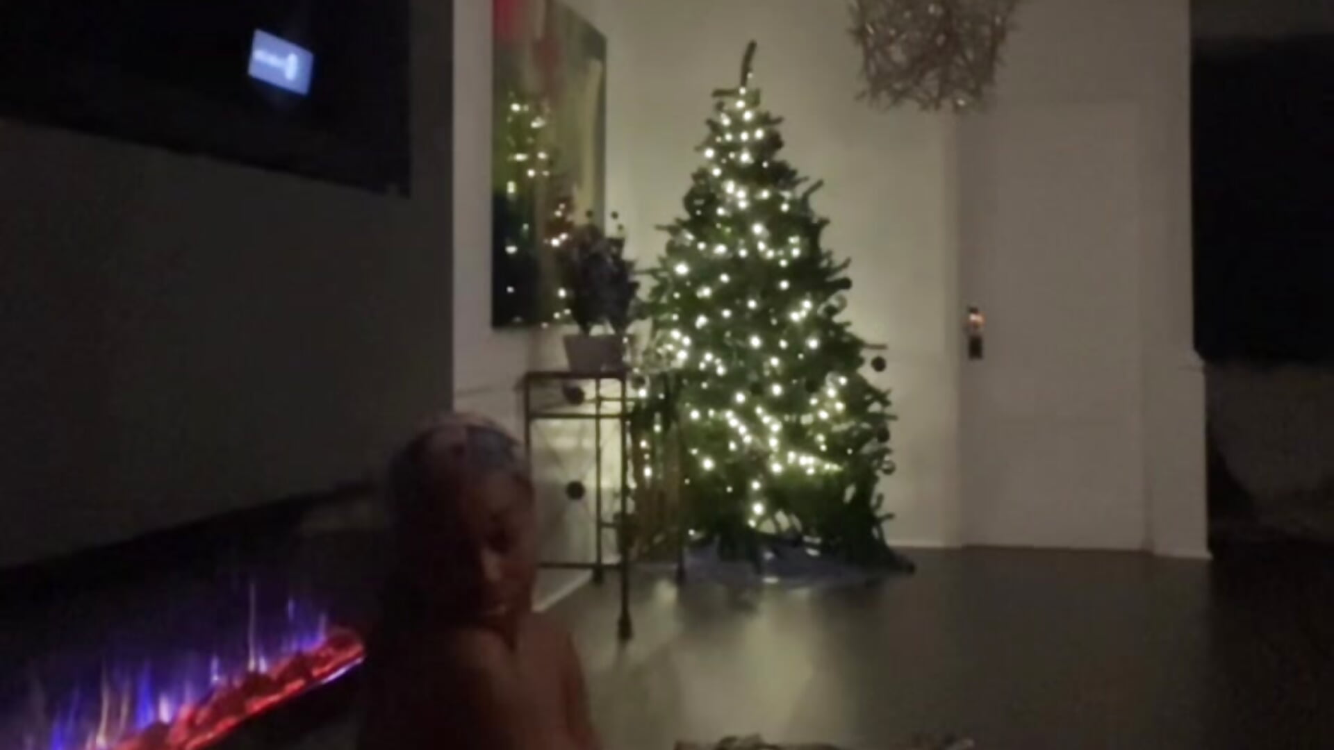 millennial optimism // IHAE 22 - video di tia___fox modella di cam