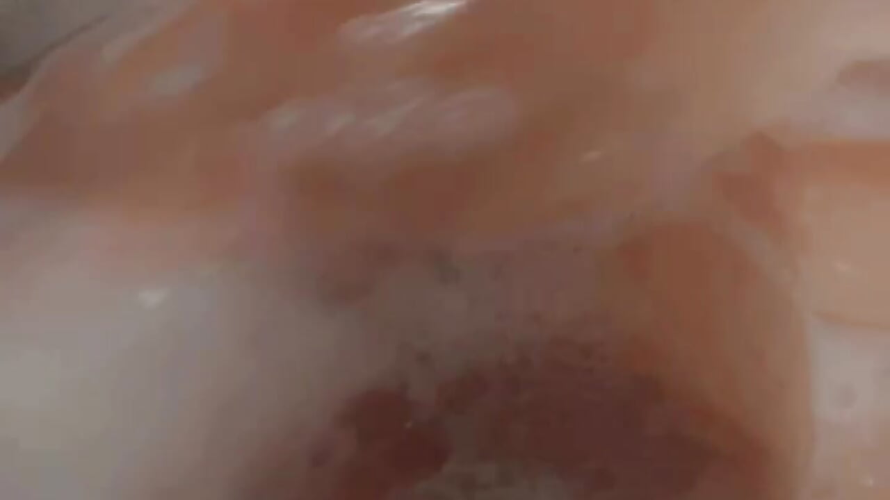 Soapy bathtime