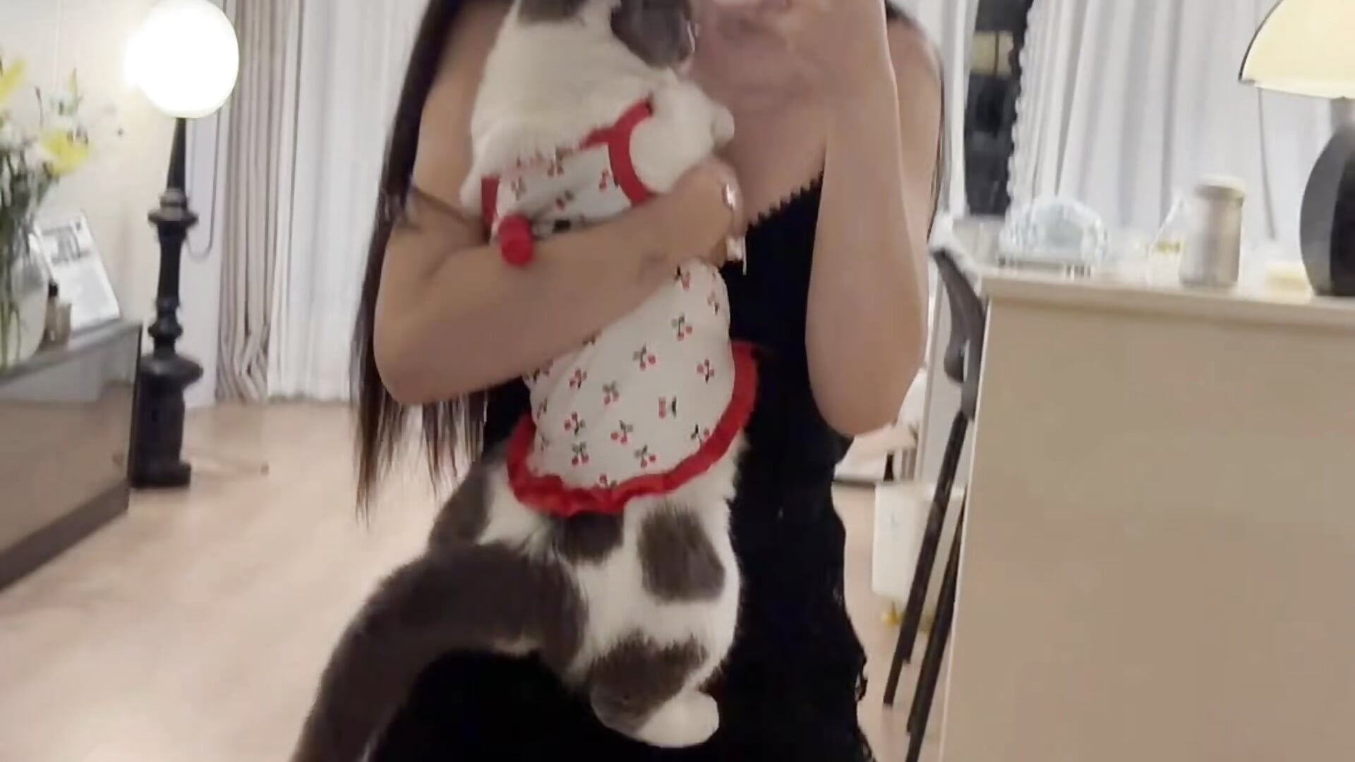 夏天穿搭😝 - vídeo de xiaowan_x modelo de câmara