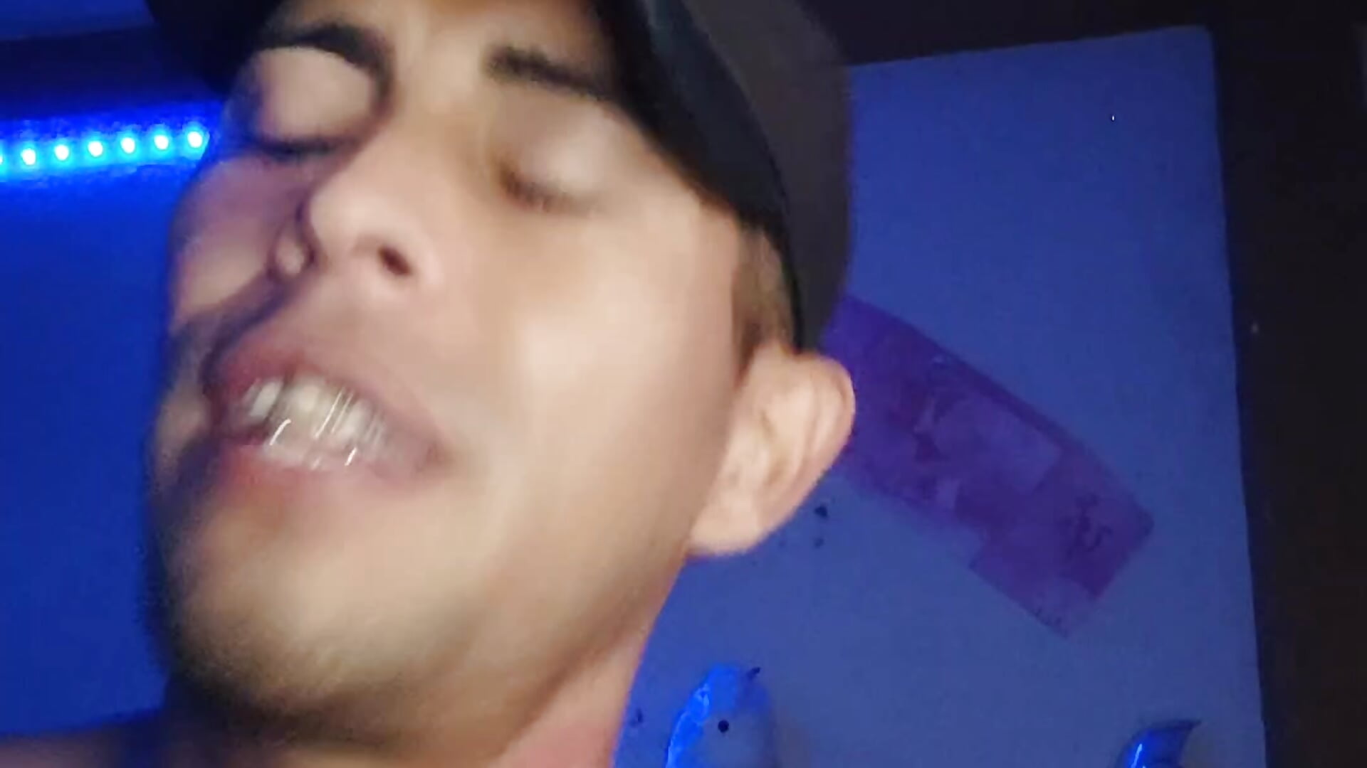 Niña niña - video by Alixkil cam model