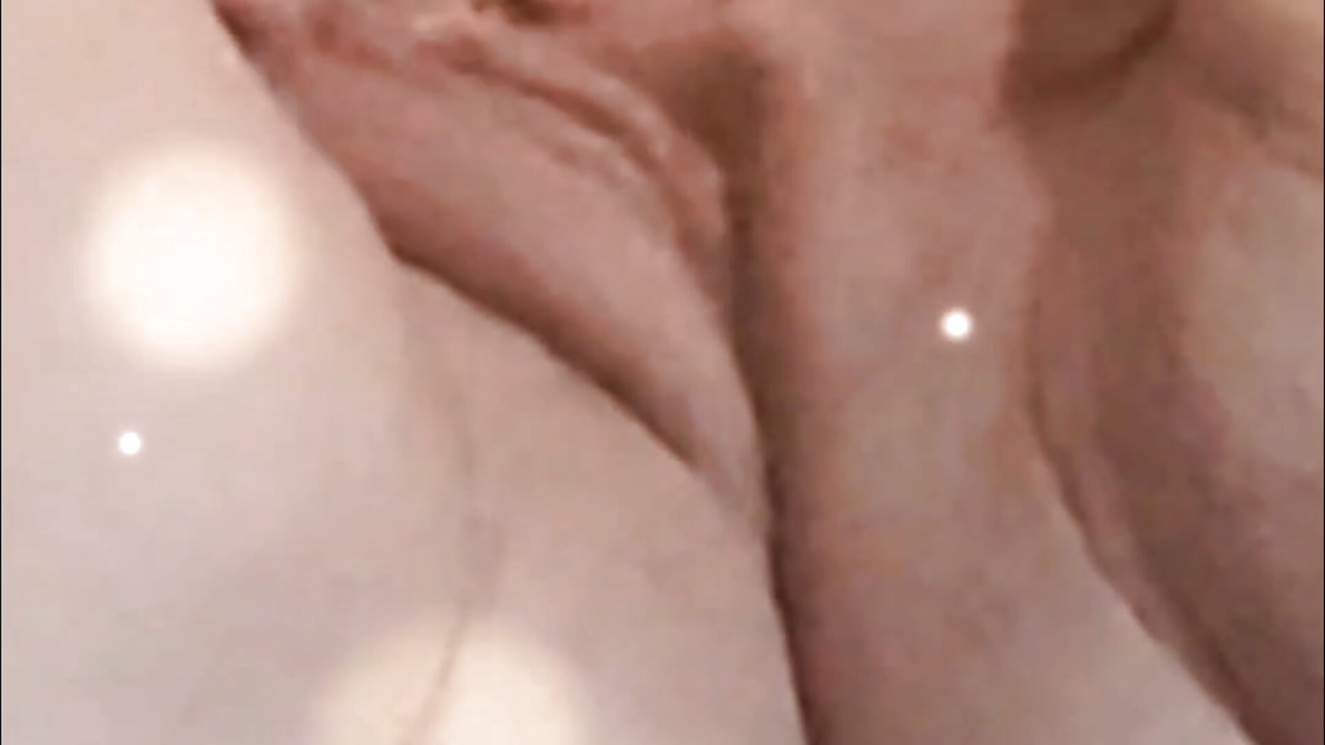 Oops! I squirted!! - video by Budd_Bunney cam model