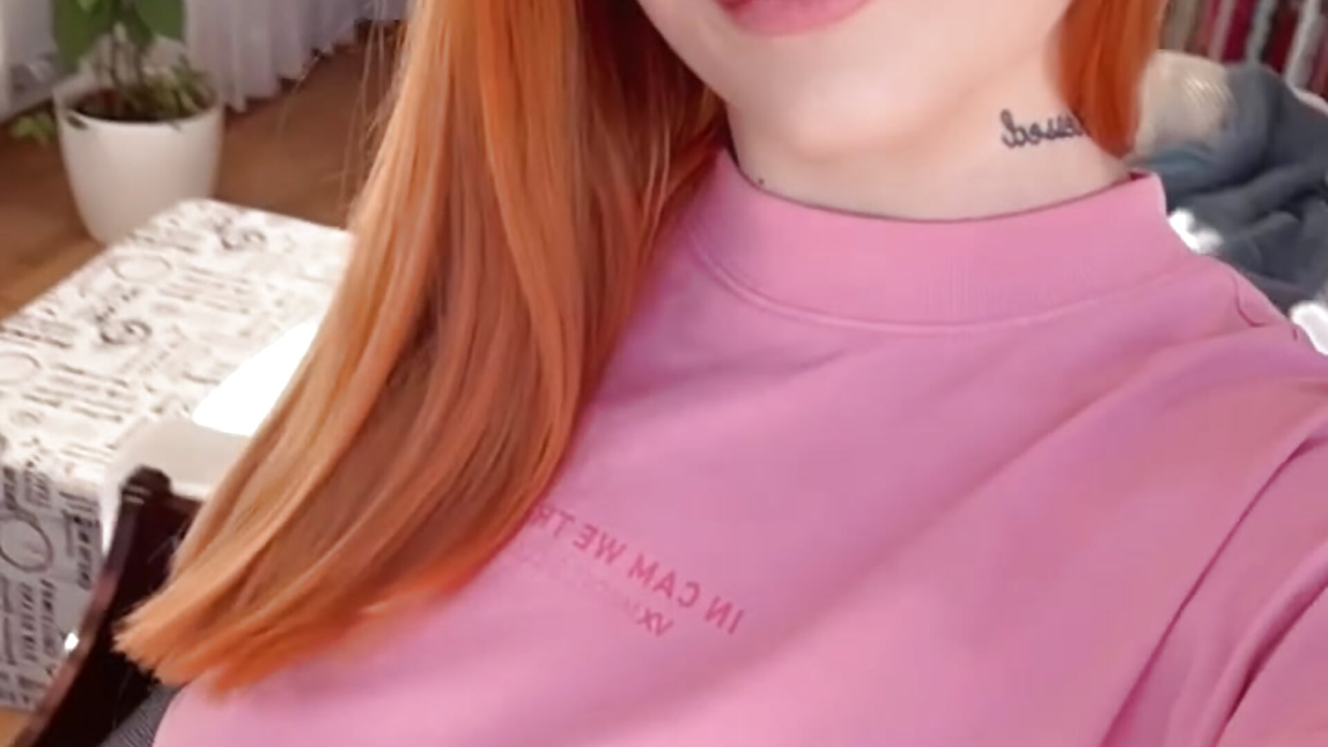 D491887F-CB2D-4EB4-BE73-B3D8779A8BE7 - video by sexycurvy- cam model