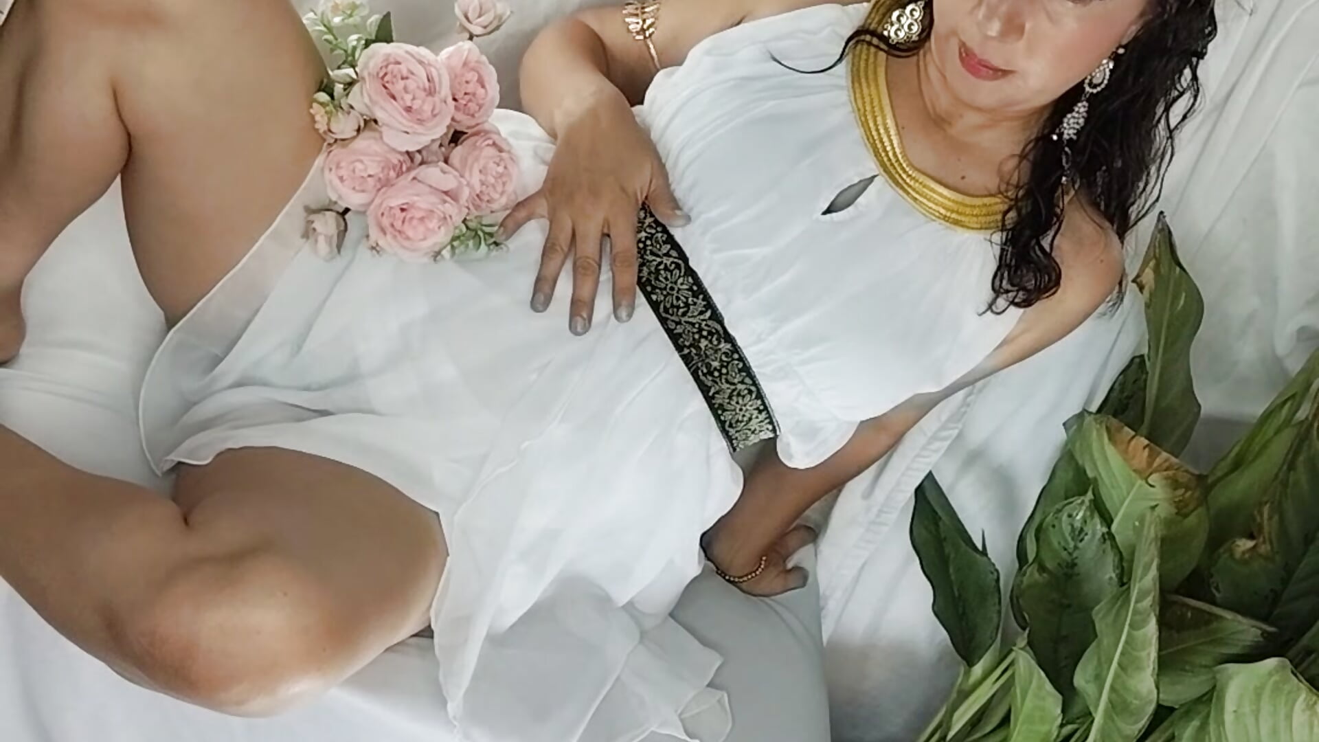 A Greek goddess - video by julietta_maxi cam model