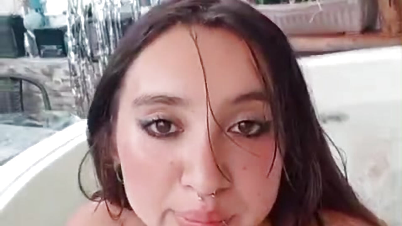 Let's take a relaxing shower — filmik Scarlett__Cooper__, modela(-lki) na kamerkach