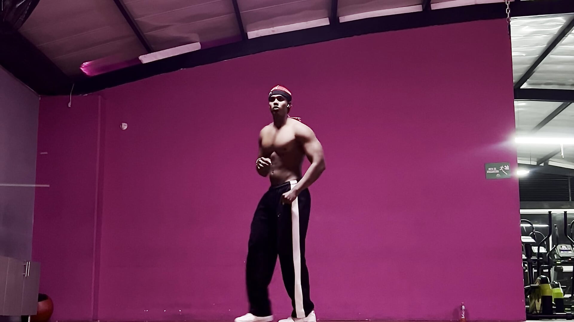 🏋🏾‍♀️ - відео від вебкаммоделі jax_black