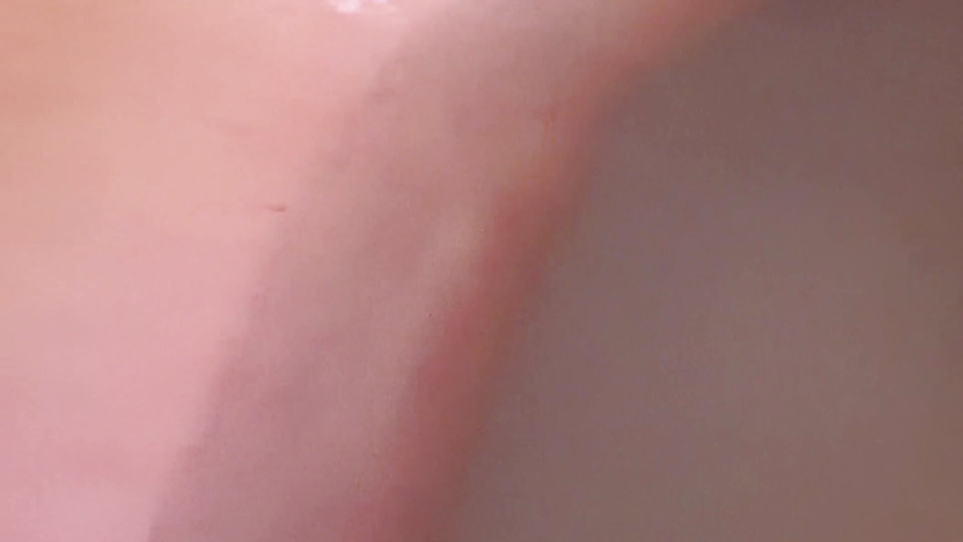 Bath Fun! - vídeo de la modelo de cam TaylurStorm