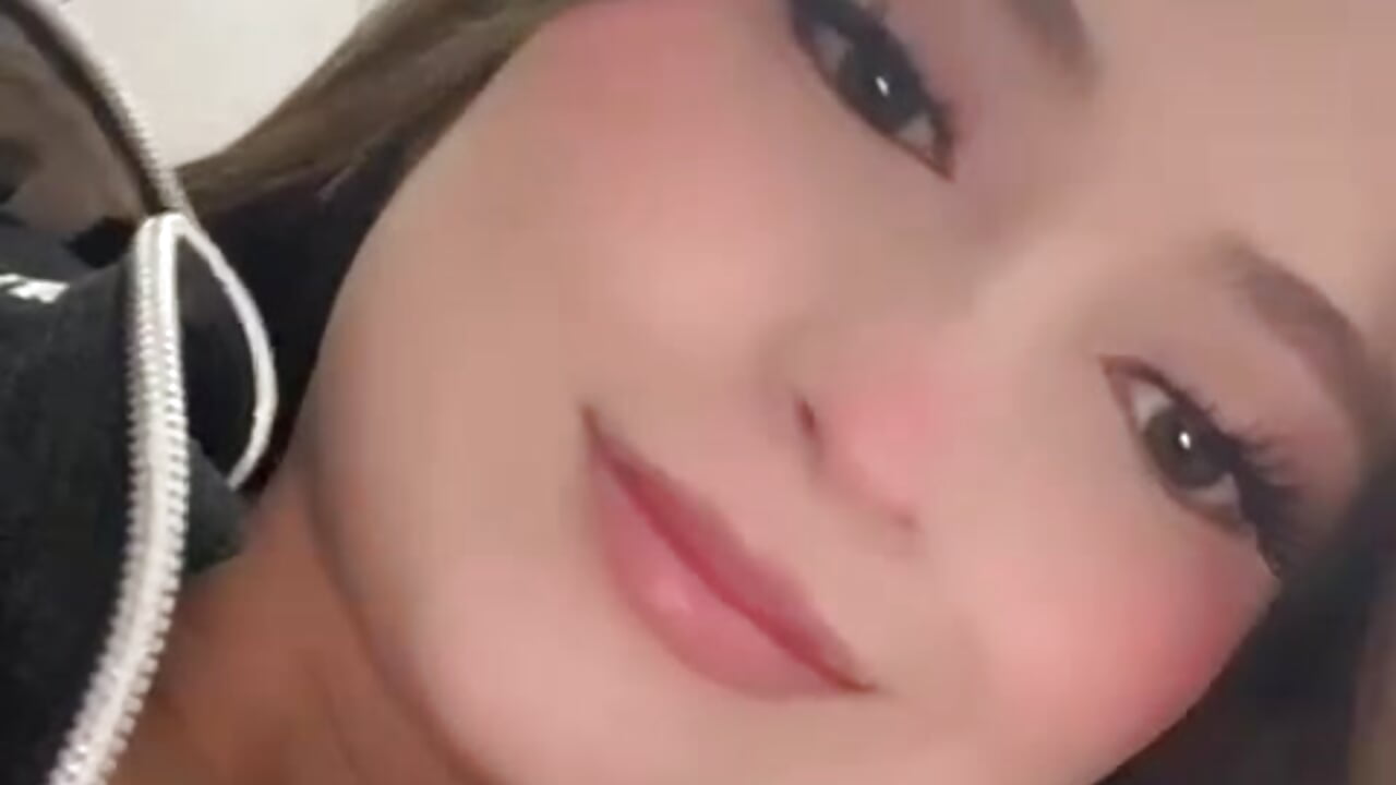 hello ❤️😃 - video by LexiCutie cam model