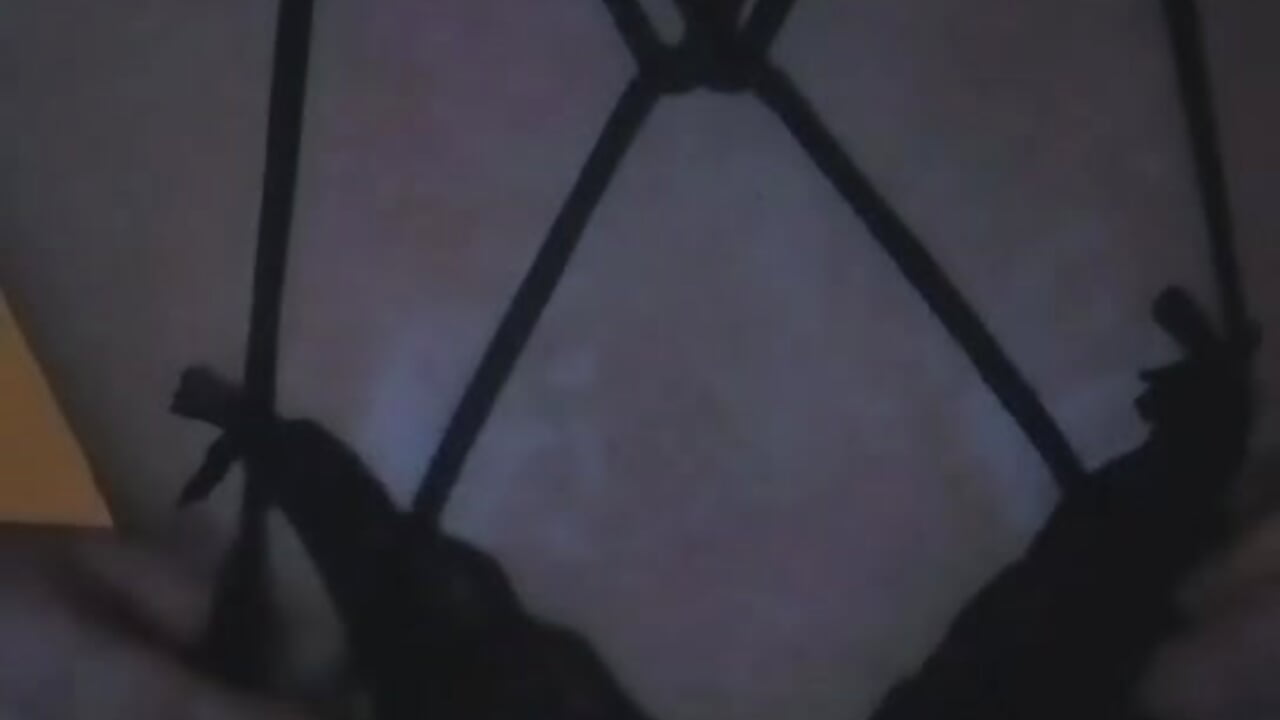 1000001281 - video by ChicoloXXX cam model