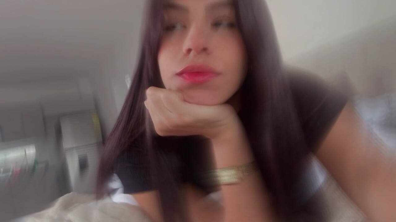 profile - video của người mẫu cam IamEvaGate