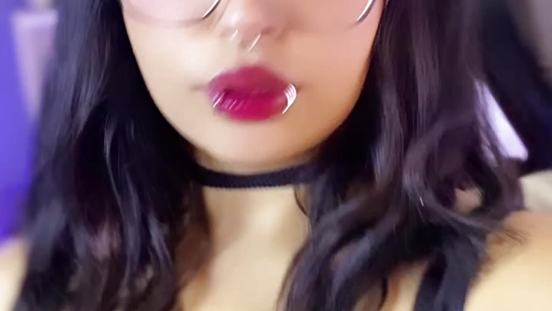 Glasses 🤓 - فيديو من Hinatamoon_ موديل الكام