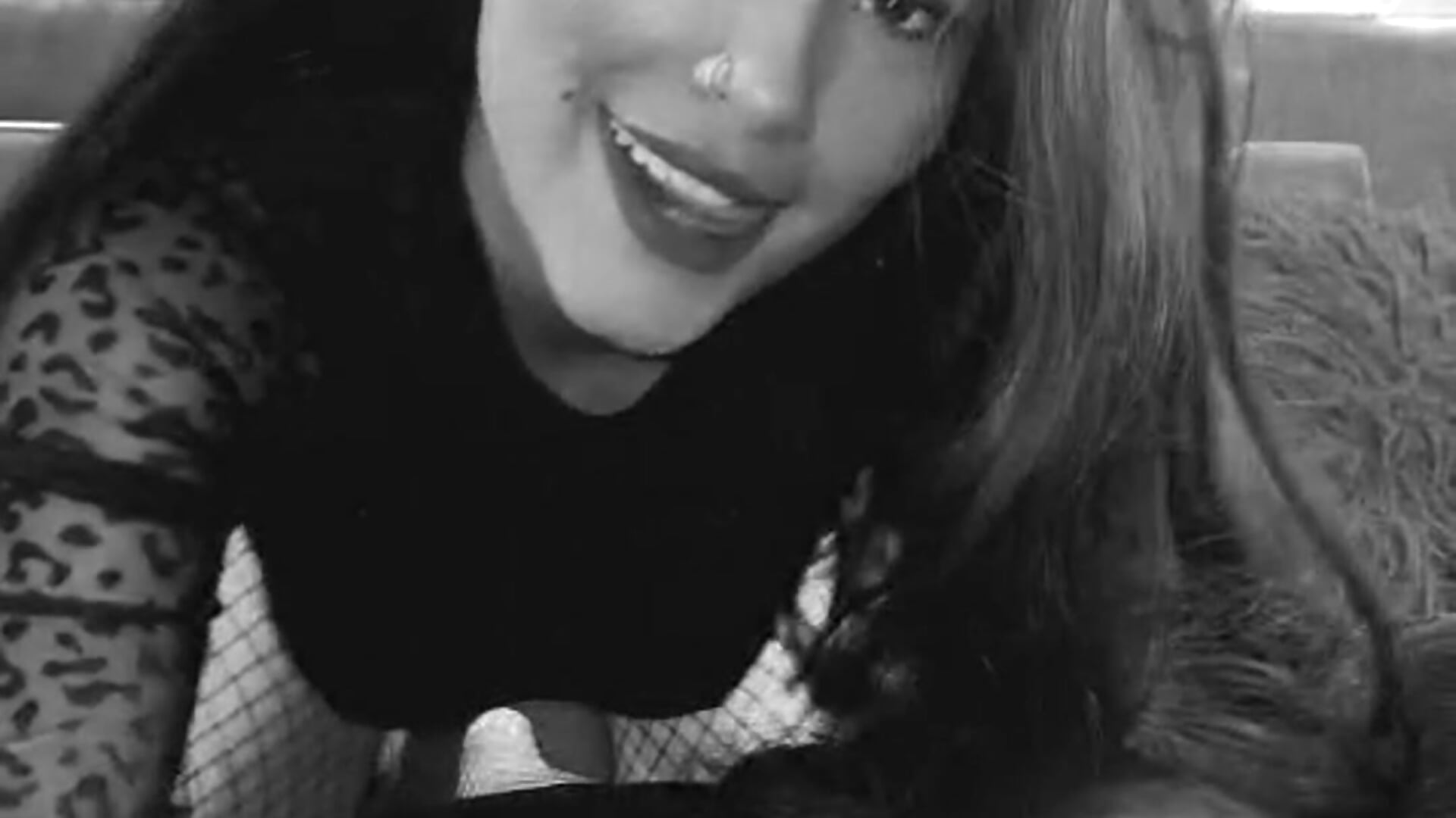 come and discover my fantasy world - video by ChloeMorelli cam model