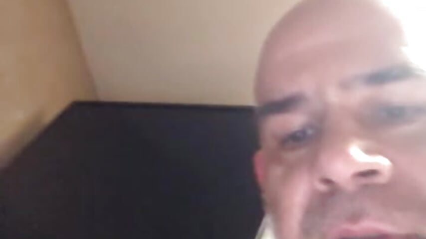 First time with a real cock...To big to take - video av DeeBestEver cam-modell