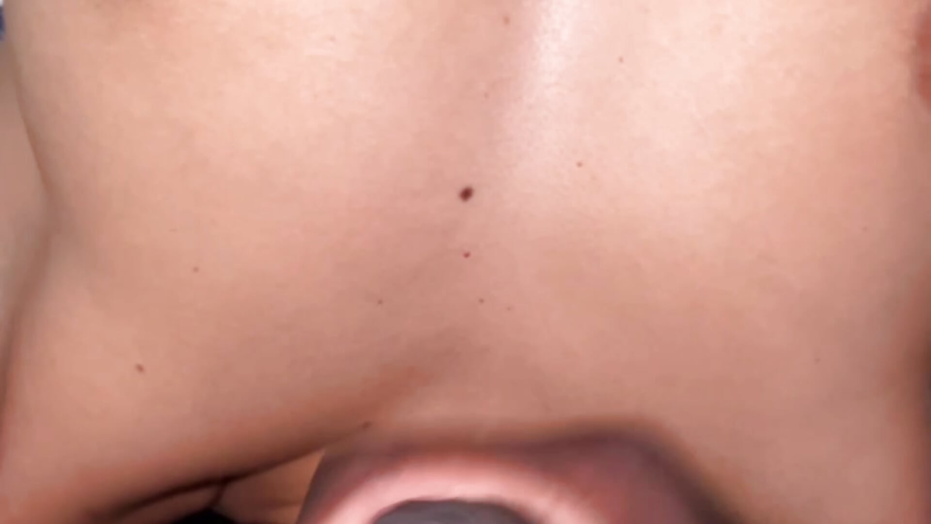 Une bonne Éjaculation Faciale il remplit bien mon visage