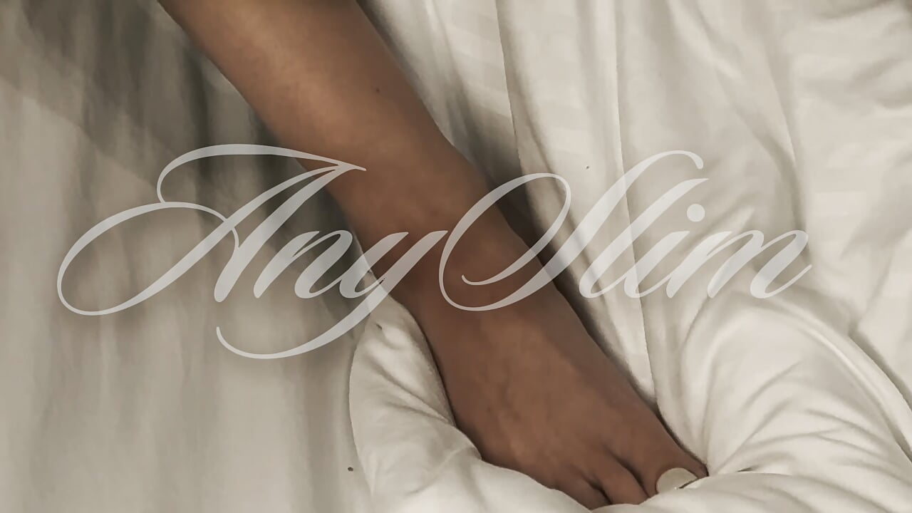 Meow - video by AnySlim cam model