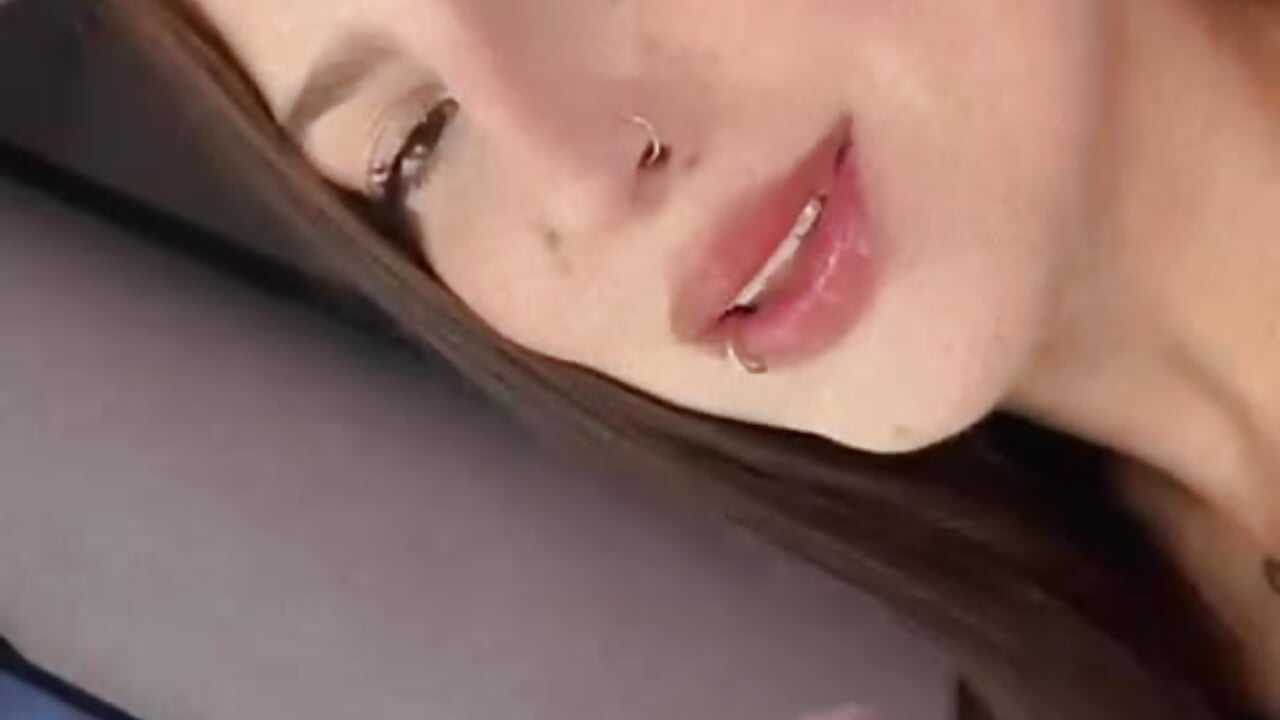 cute 💓💓 - video by mia_fox4 cam model