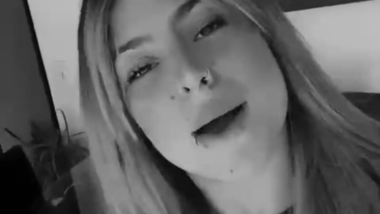 come to me - video by mia_fox4 cam model