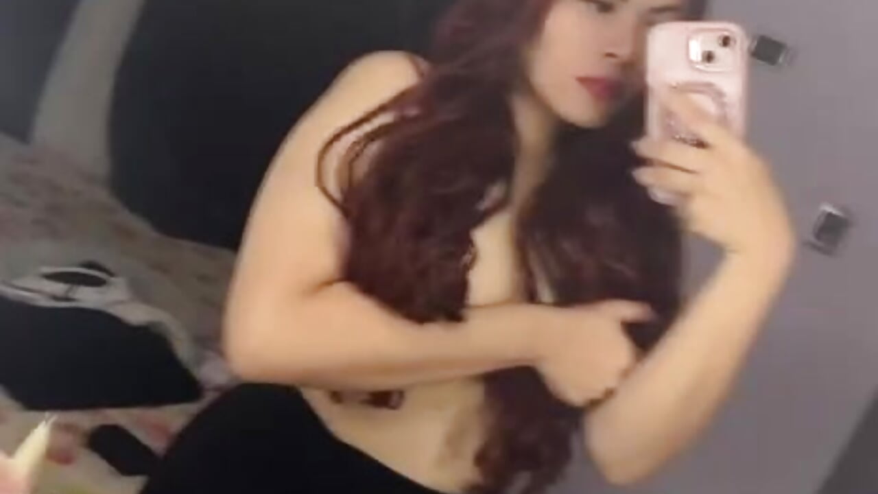 About me - video by juliana-97 cam model