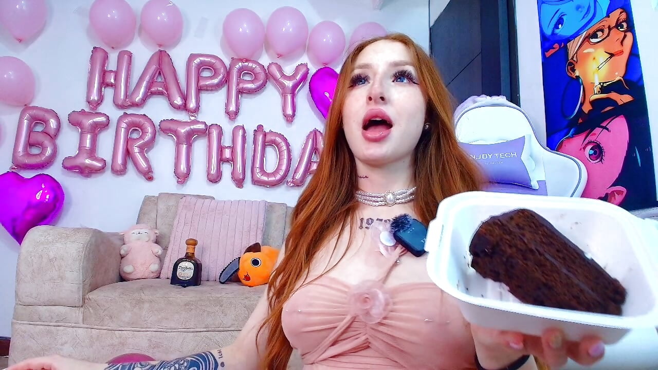 happy birthday to me..!! thanks for all guys - video by Bennuluspeach_ cam model
