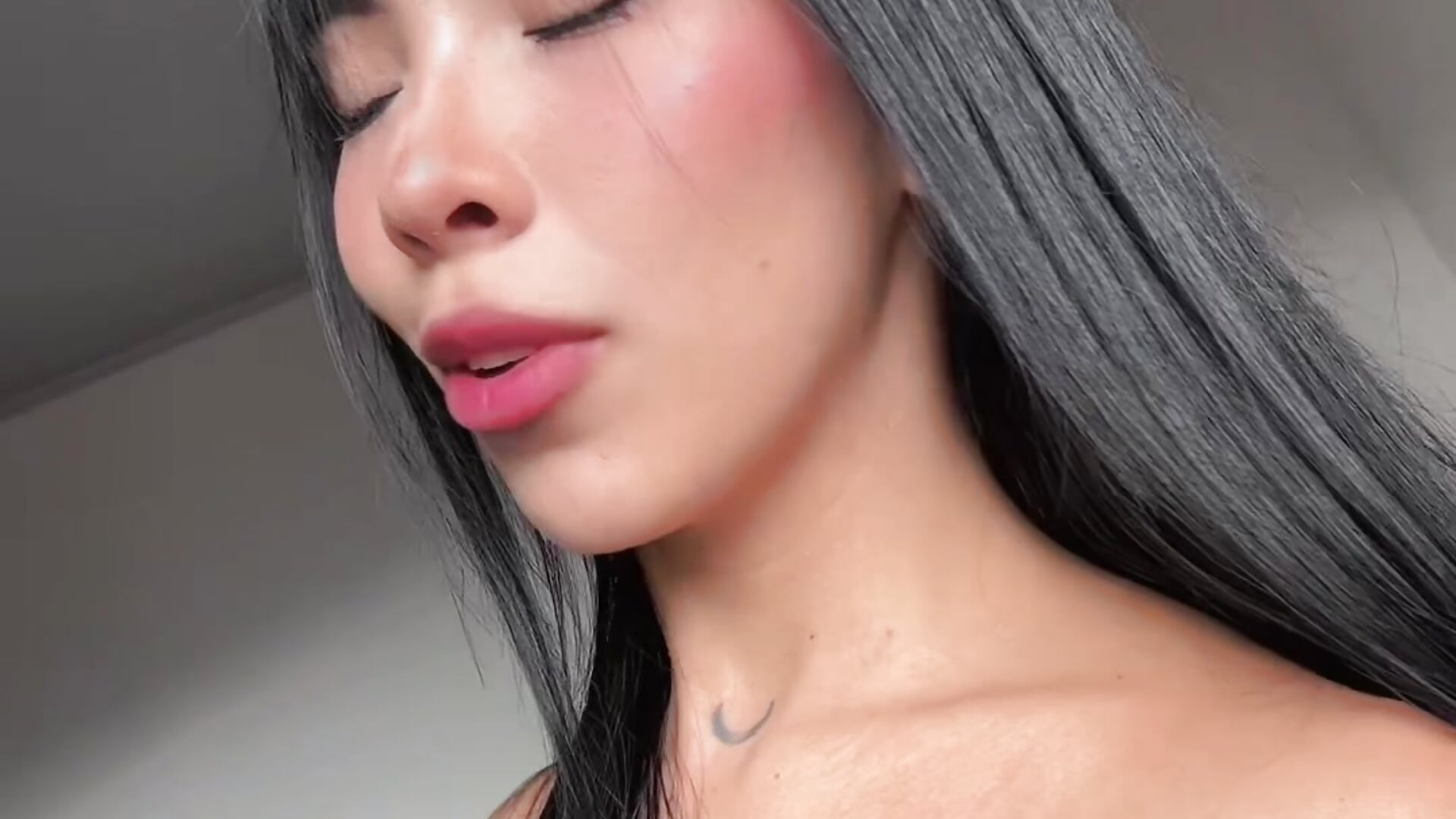 Un video solita - video của người mẫu cam Tiny-and-jack