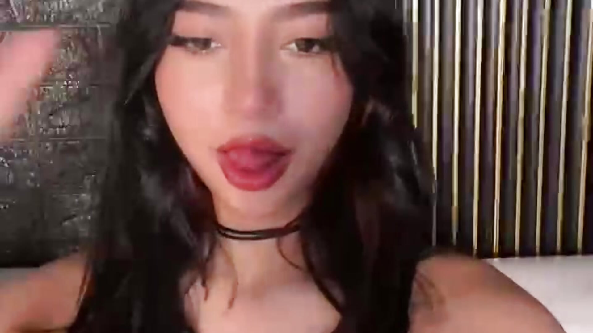 HOT MINNIE - video by emma_web_ cam model