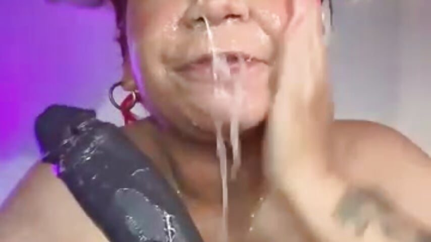 Cover my face so nasty 🥵💦 - vídeo de Solaangel_ modelo de câmara