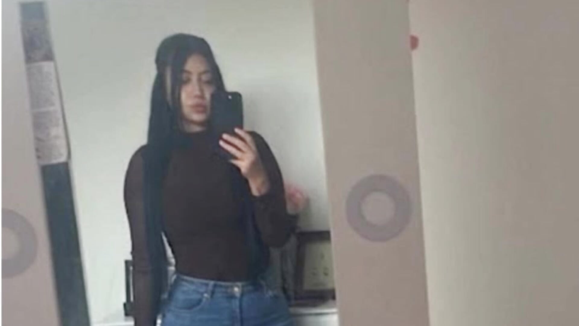 46725d86840144ec9882037ec6d5585c - فيديو من Maria-Paz موديل الكام