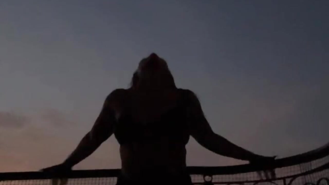 Your Favorite Addiction - video av MegaraOwen cam model