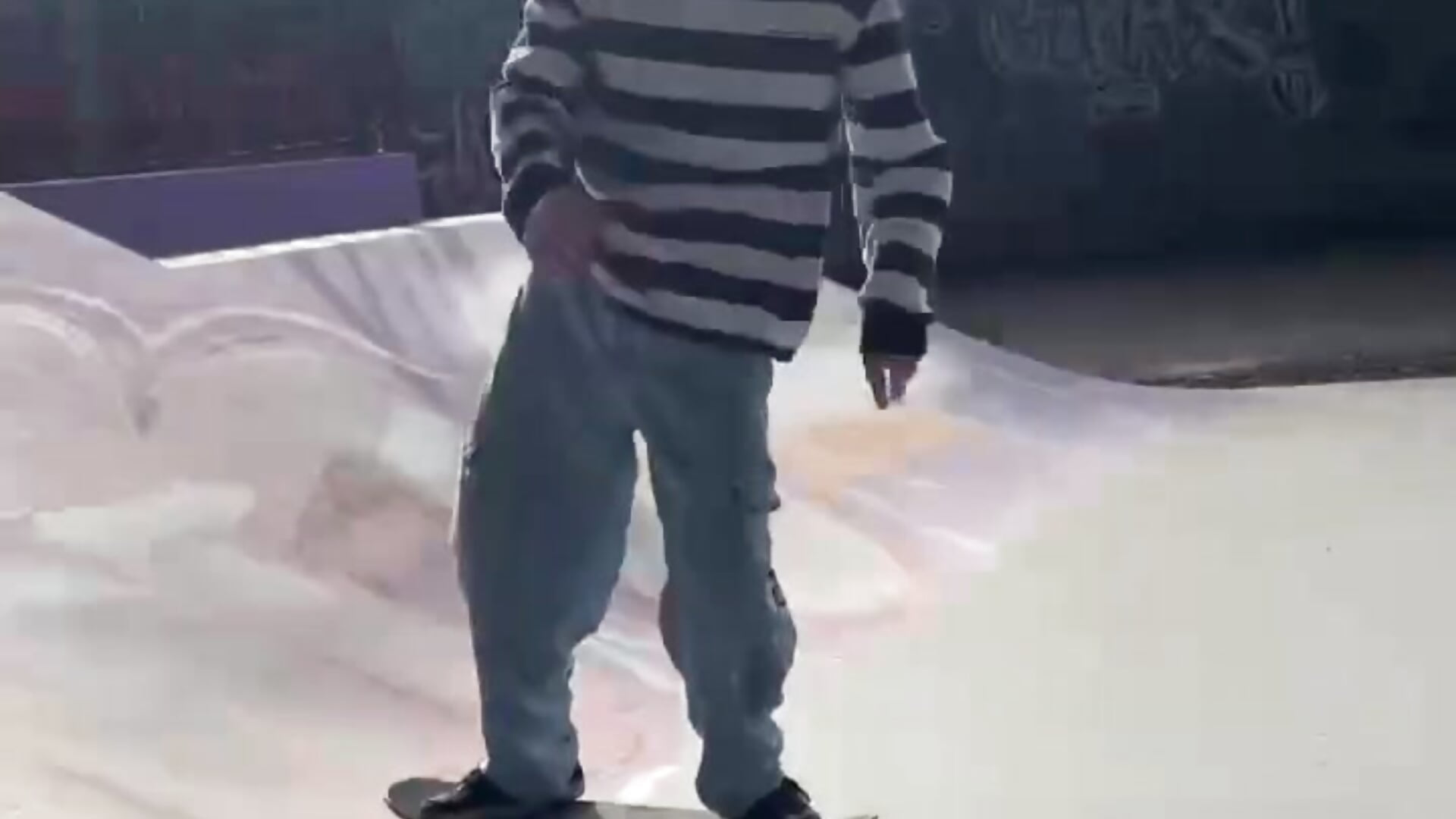 Skate tricks - video by Rakimaru_ cam model