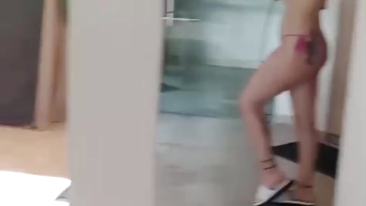 🚿👙Nice day in the pool👙🚿 - video by AshleyMonroe_ cam model