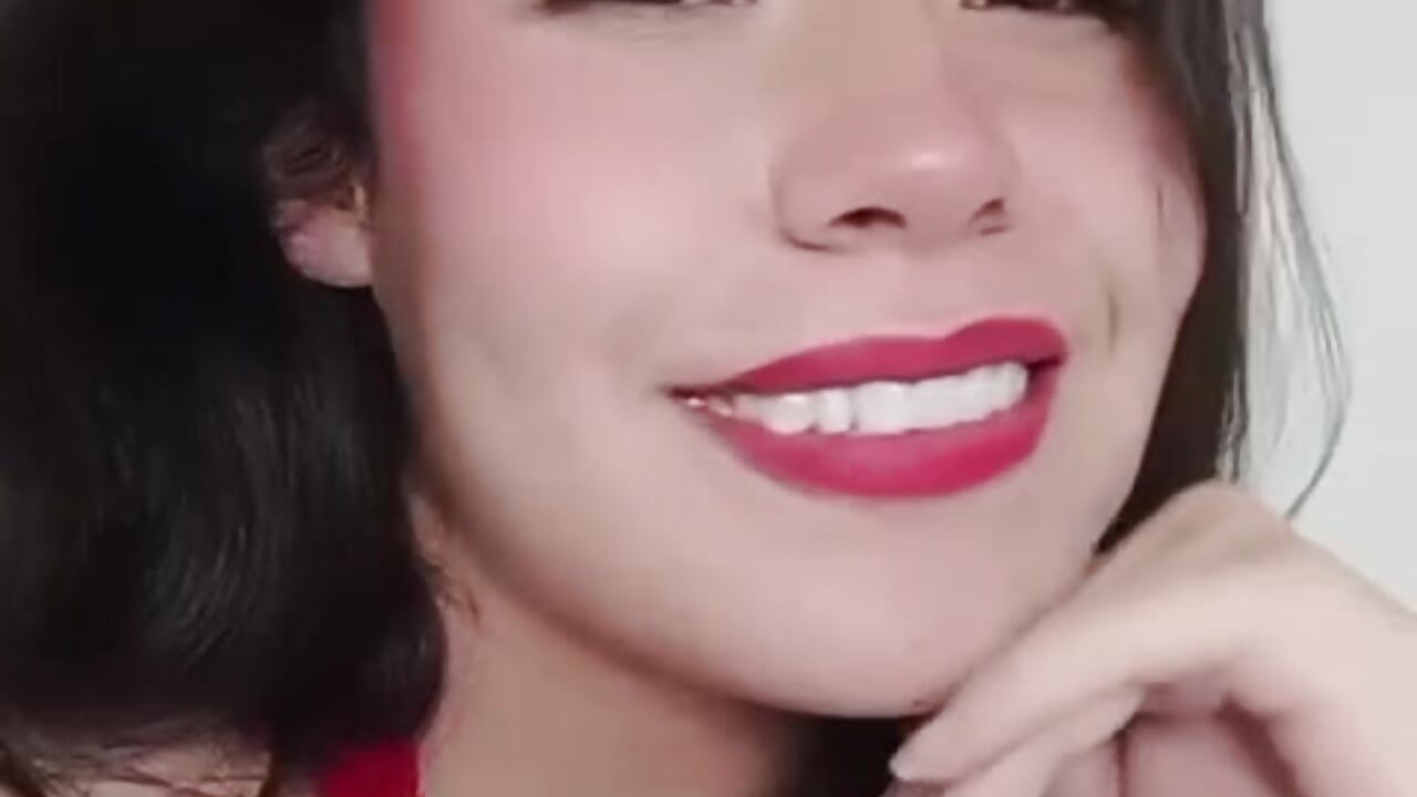 💋
