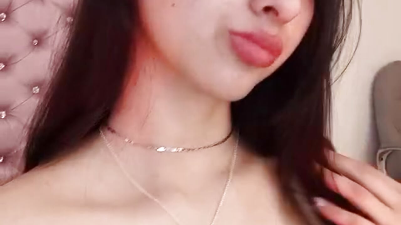 Hello ✌️ - video by ElaineStar cam model