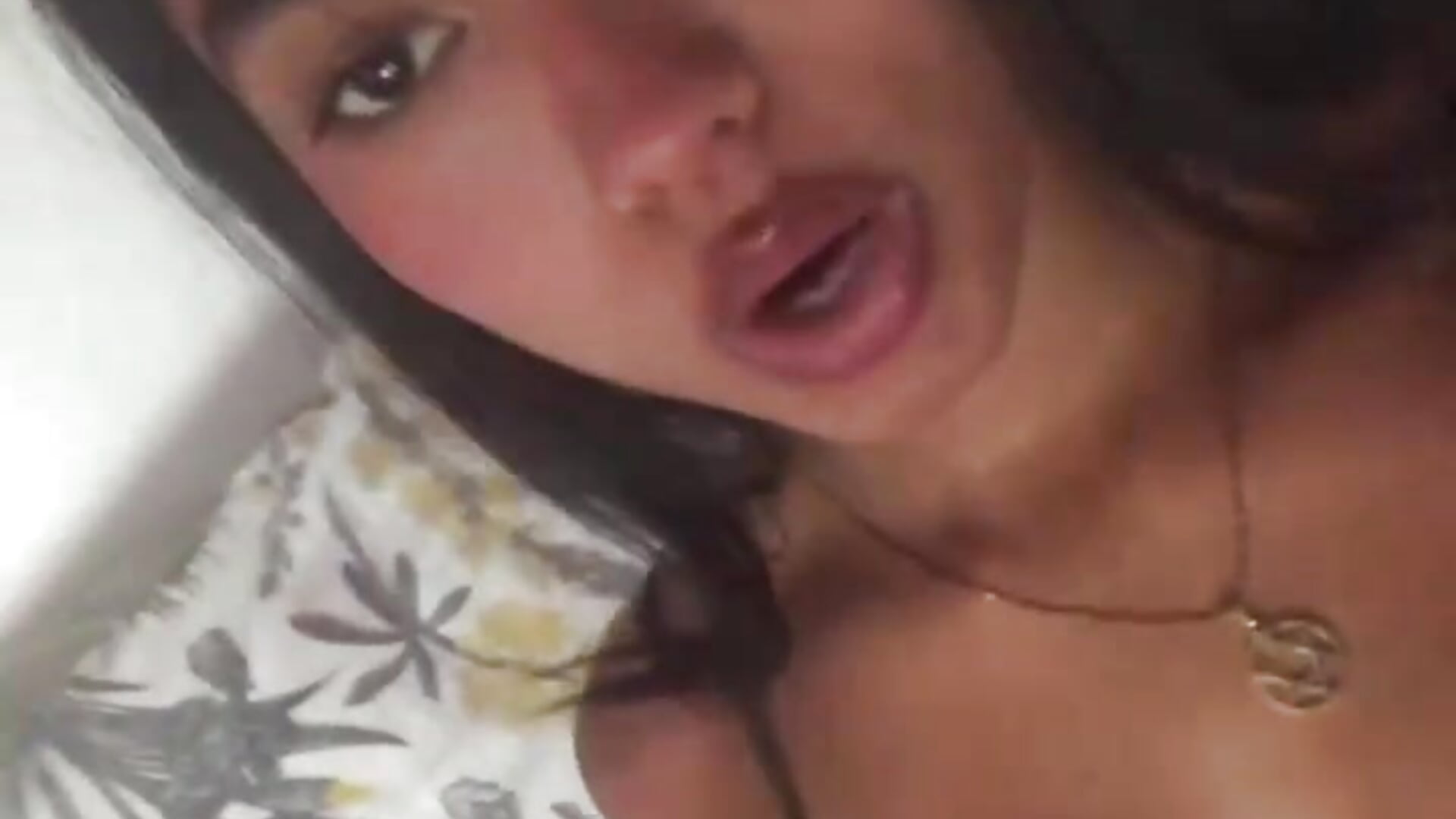 <3 - video by chell_18 cam model