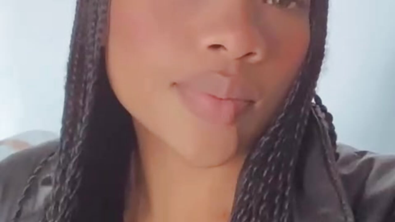 know me - Charlotte_ebony_ 캠 모델의 동영상