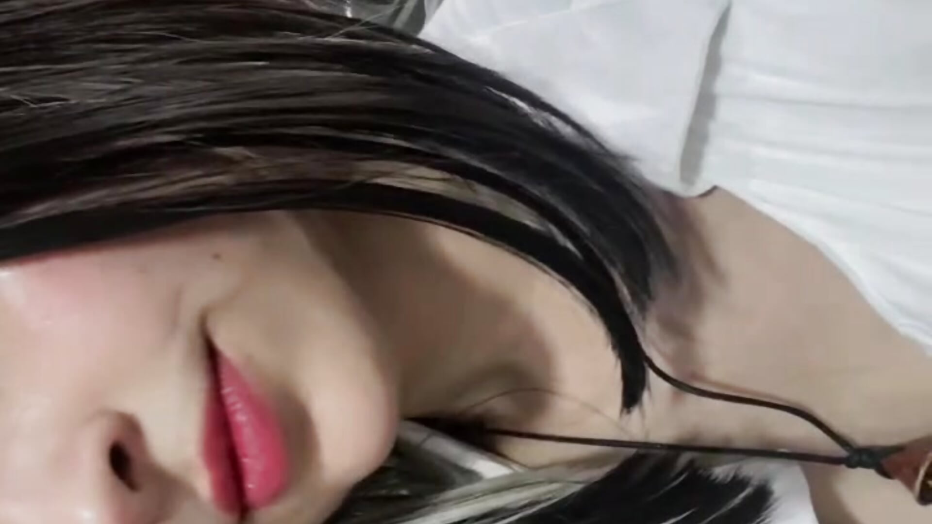 Say hello - video by Miaengels_ cam model