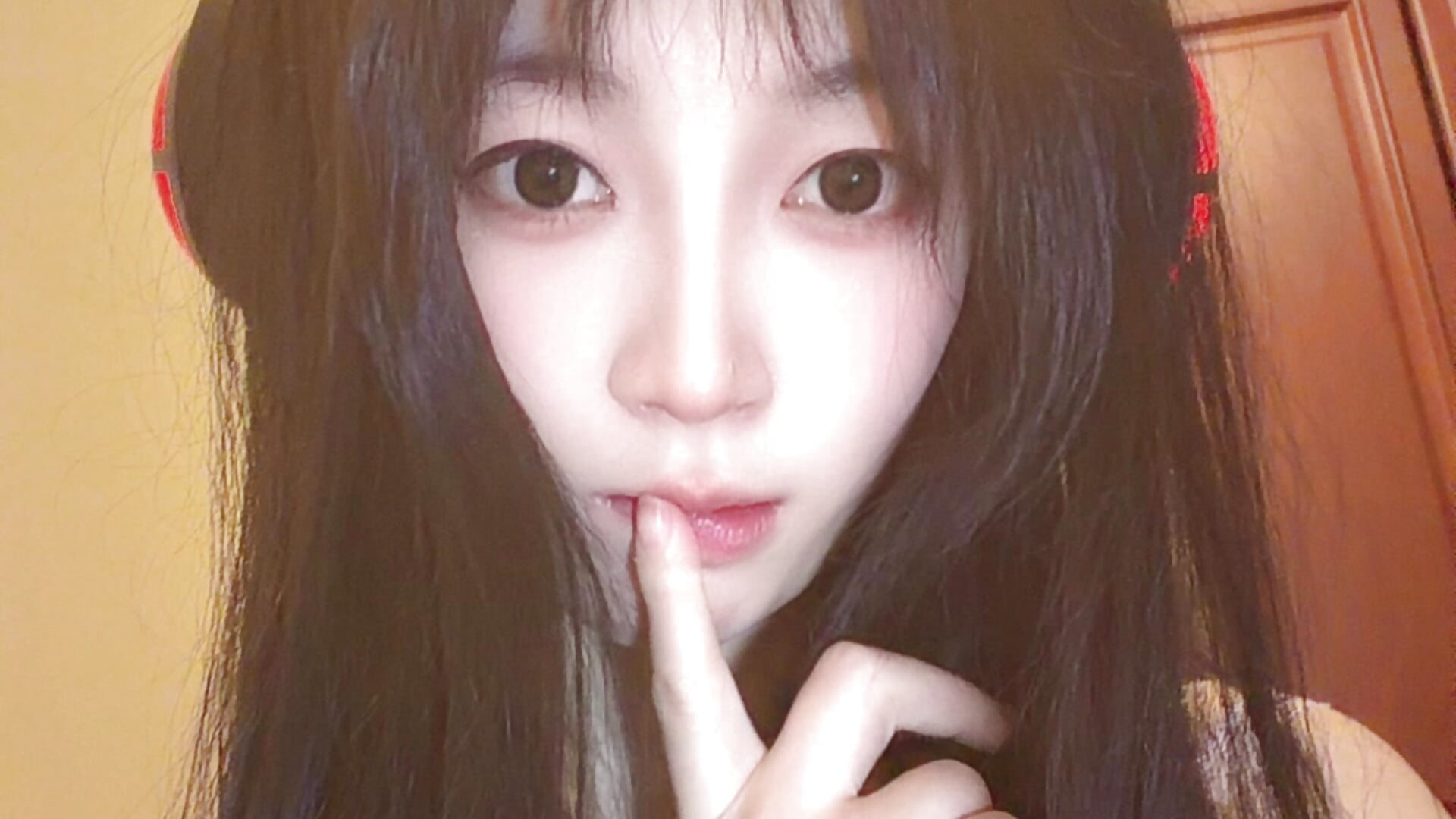 电竞少女 - yourkeer主播的视频