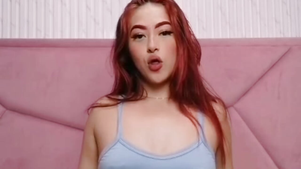 Singing - video by Gisselle_walker cam model