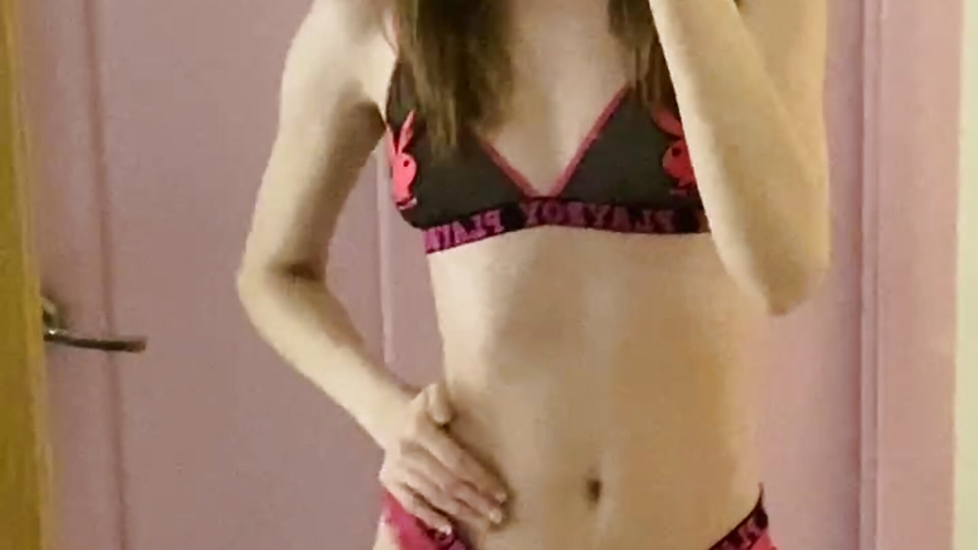 Playboy?:) – video od webkamerové modelky xAlisontiny