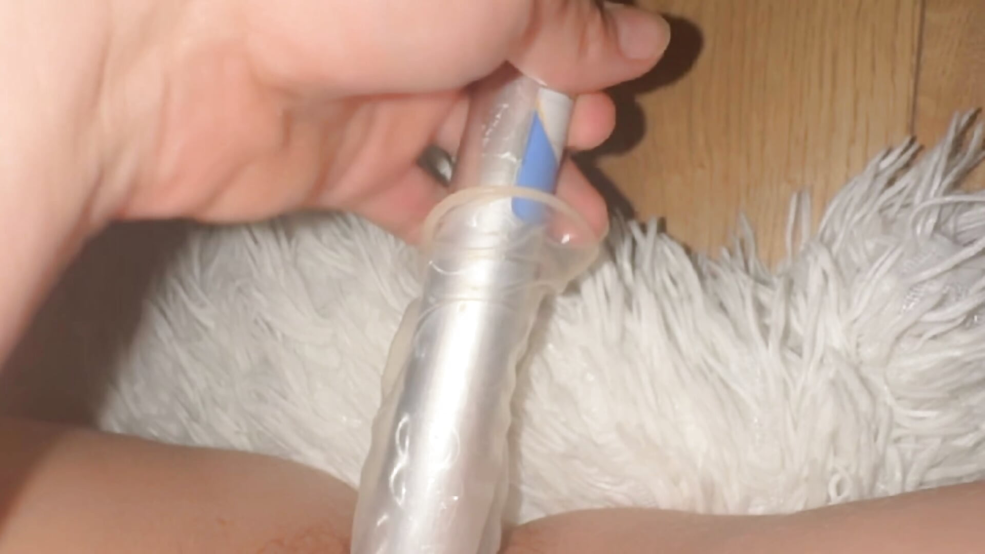 Je me baise la chatte avec un manche à balais 🧹 - bebecita_x 캠 모델의 동영상