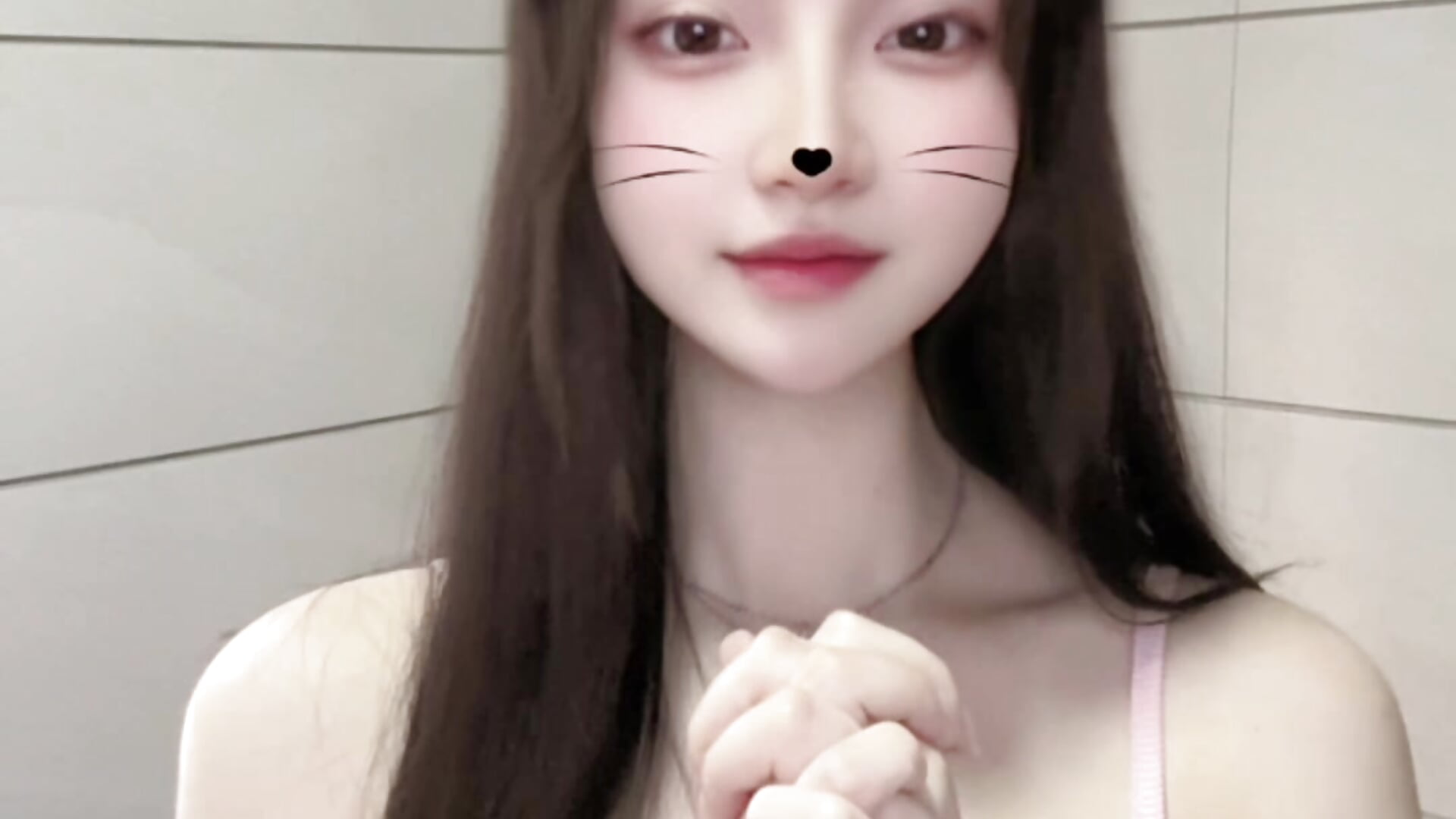 甜美 - video av yuyu2004live cam model