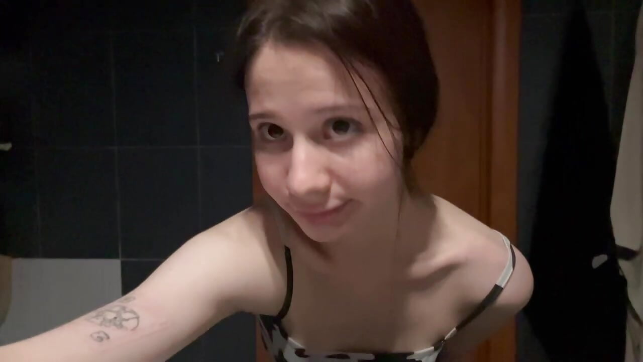 IMG_4272 - video by Eva_land cam model