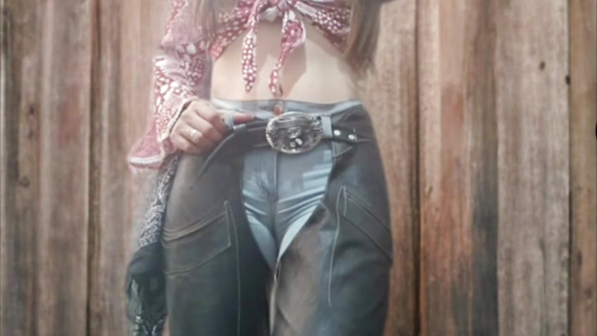 I'm looking for a good horse to ride, dare you?? 😈🫦 - video by Alanna_Foxx_ cam model