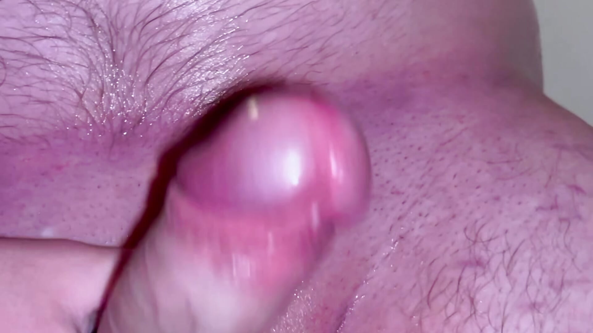 fresh out of shower - video by Youngsmoothplays12 cam model